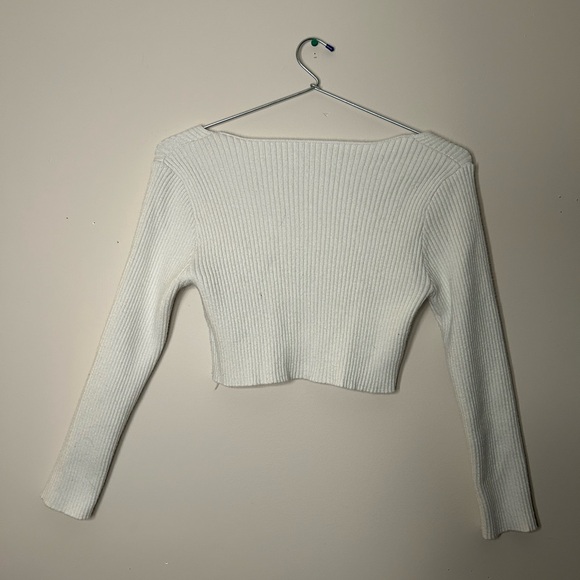Cute ribbed tie up cardigan crop top - Picture 3 of 3